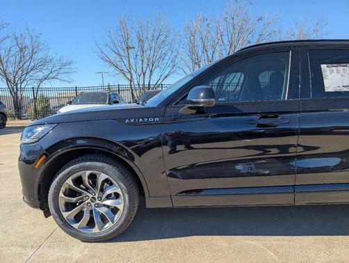 2025 Lincoln Aviator Premiere