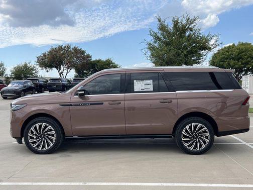 2025 Lincoln Navigator Black Label