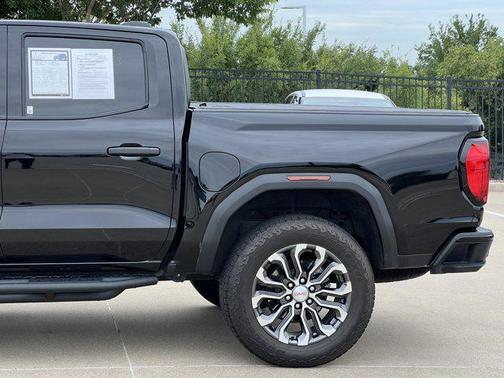 2024 GMC Canyon Denali