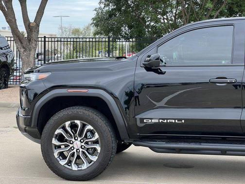 2024 GMC Canyon Denali
