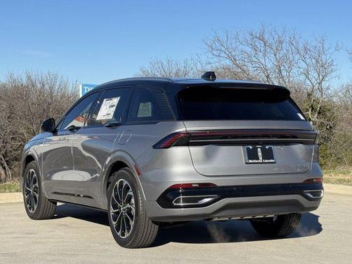 2025 Lincoln Nautilus Reserve