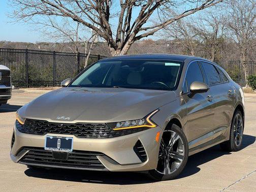 2022 Kia K5 EX