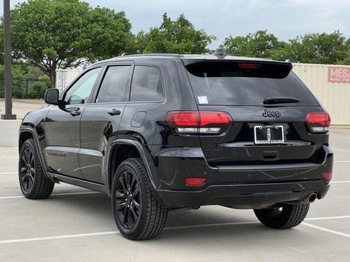 2019 Jeep Grand Cherokee Altitude