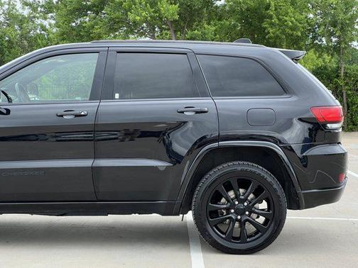 2019 Jeep Grand Cherokee Altitude