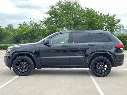2019 Jeep Grand Cherokee Altitude