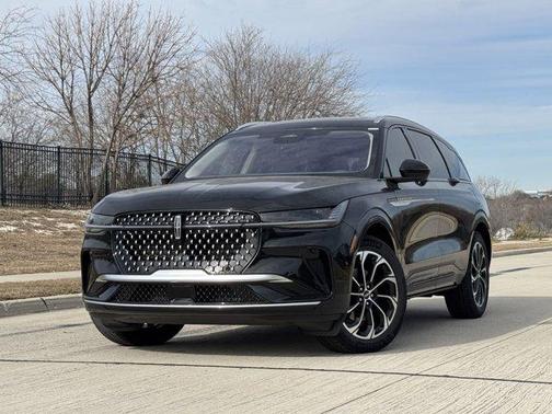 2025 Lincoln Nautilus Reserve