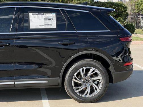 2025 Lincoln Corsair Premiere