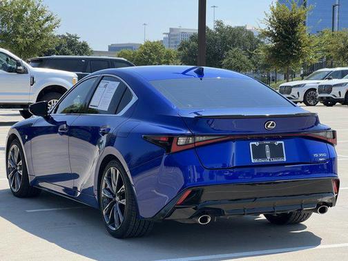 2022 Lexus IS 350 Base