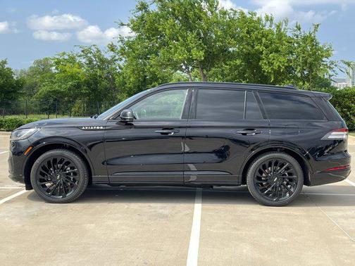 2025 Lincoln Aviator Reserve AWD