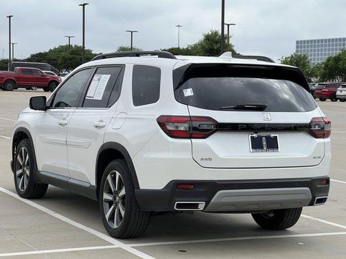 2023 Honda Pilot AWD Elite