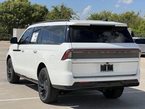 2025 Lincoln Navigator Reserve