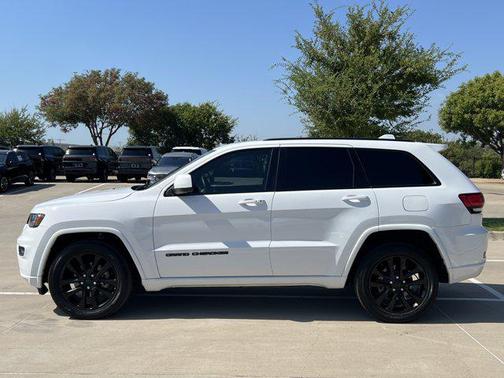 2019 Jeep Grand Cherokee Altitude