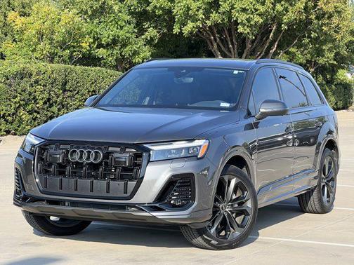 2025 Audi Q7 55 Premium Plus