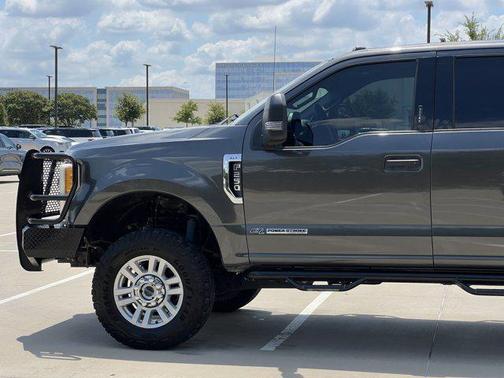 2017 Ford F-250 XLT