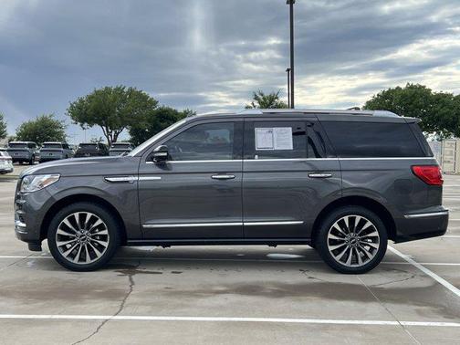 2018 Lincoln Navigator Select