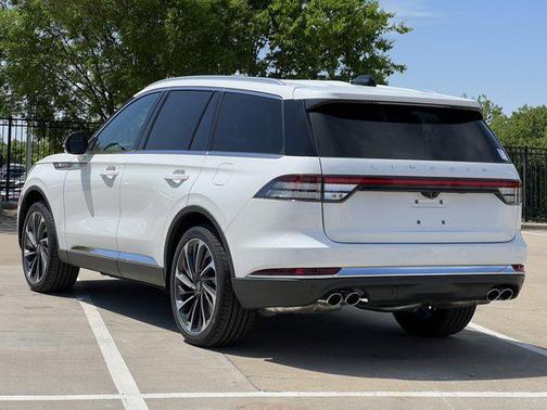 2025 Lincoln Aviator Reserve