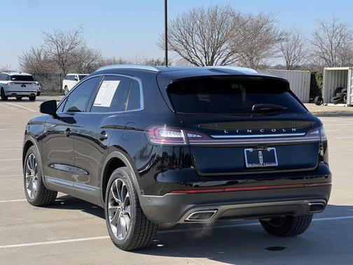 2022 Lincoln Nautilus Reserve