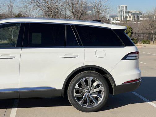 2026 Lincoln Aviator Reserve