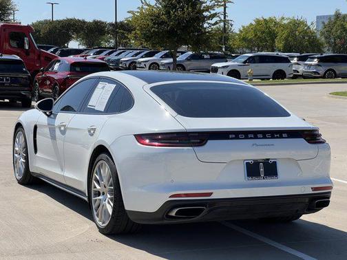 2020 Porsche Panamera 4