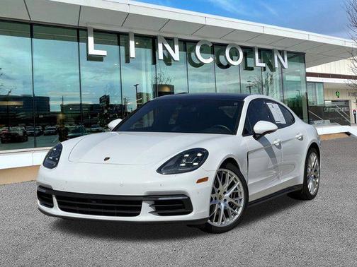 2020 Porsche Panamera 4