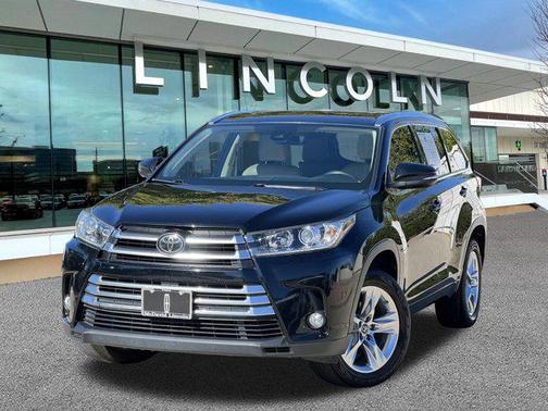 2017 Toyota Highlander Limited