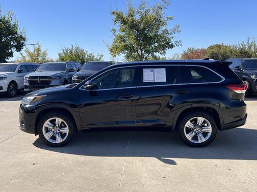 2017 Toyota Highlander Limited