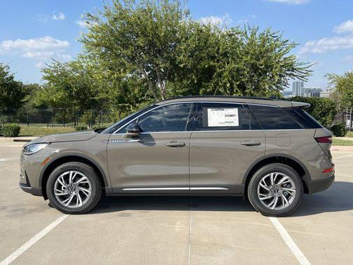 2025 Lincoln Corsair Premiere