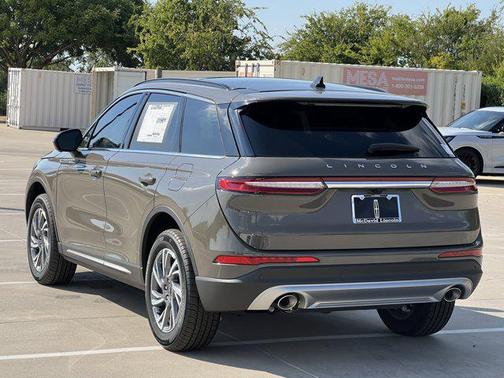 2025 Lincoln Corsair Premiere