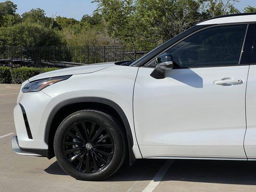2024 Toyota Highlander XSE