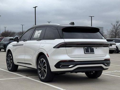 2025 Lincoln Nautilus Reserve