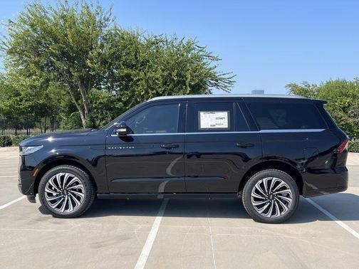 2025 Lincoln Navigator Black Label
