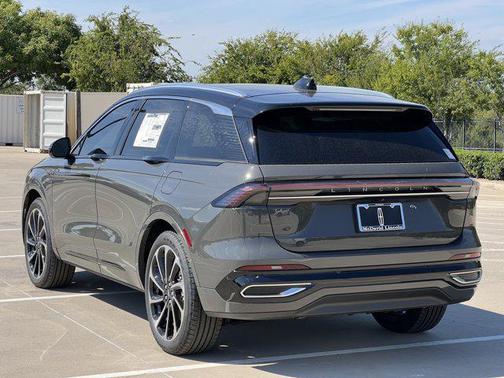 2025 Lincoln Nautilus Black Label