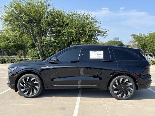 2025 Lincoln Nautilus Reserve