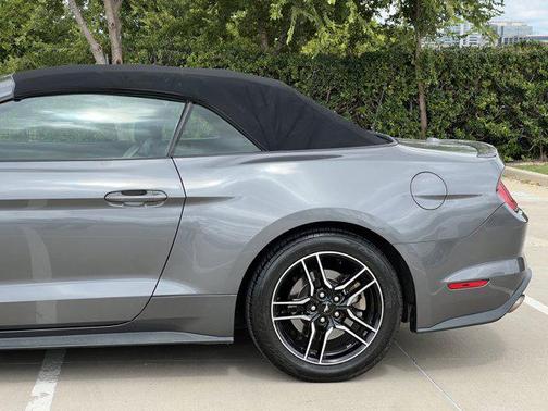 2021 Ford Mustang EcoBoost Premium
