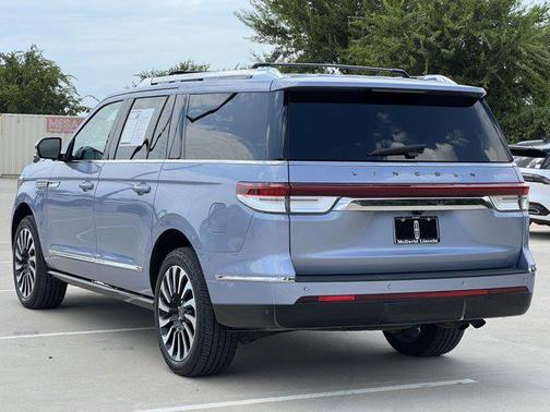 2022 Lincoln Navigator Black Label