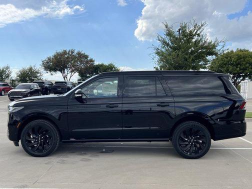 2025 Lincoln Navigator Reserve