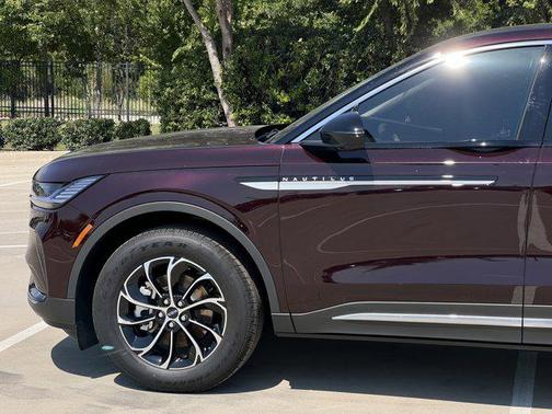 2025 Lincoln Nautilus Premiere