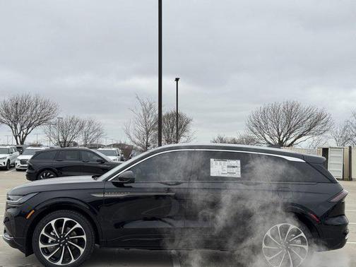2025 Lincoln Nautilus Black Label