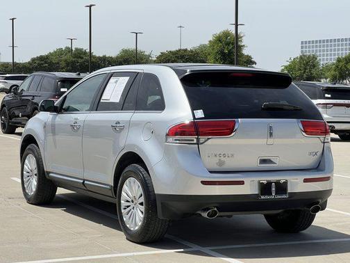 2012 Lincoln MKX Base
