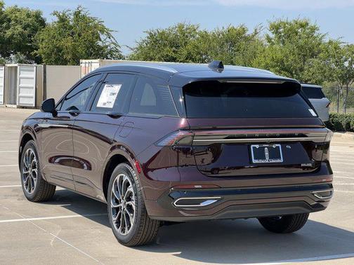 2025 Lincoln Nautilus Reserve