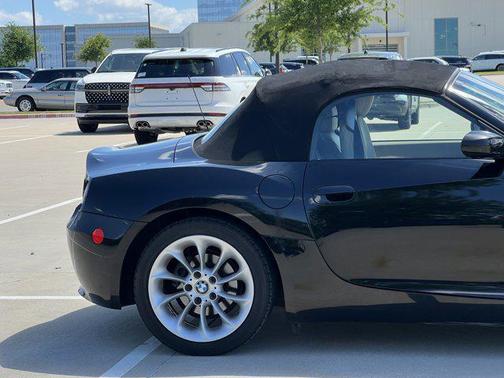 Jet Black 2005 BMW Z4 2.5i Roadster