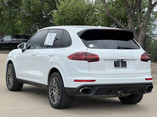 2018 Porsche Cayenne Platinum Edition