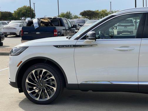 2025 Lincoln Aviator Reserve AWD