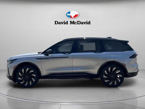 2025 Lincoln Nautilus Reserve