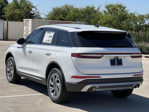 2025 Lincoln Corsair Premiere