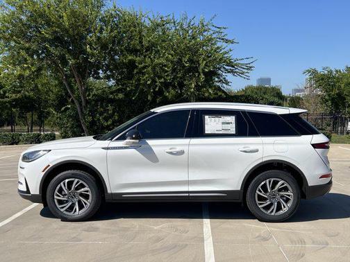 2025 Lincoln Corsair Premiere
