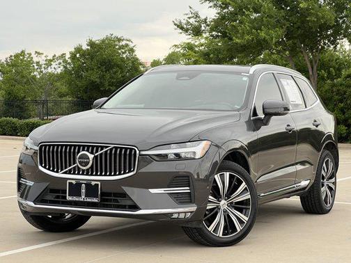 2022 Volvo XC60 B5 Inscription