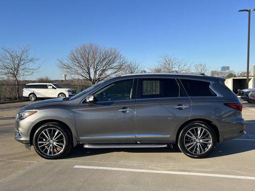 2017 INFINITI QX60 Base