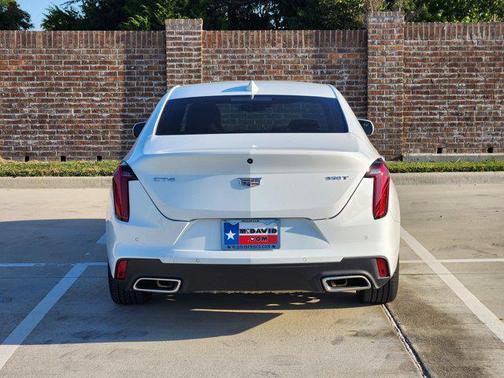 2024 Cadillac CT4 Luxury