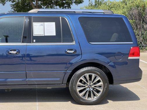 2016 Lincoln Navigator Select